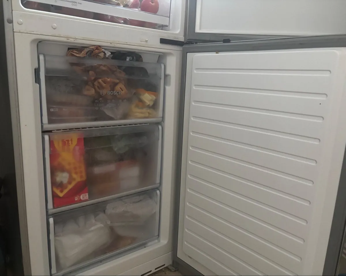 Refrigerator/ Freezer - Image 2