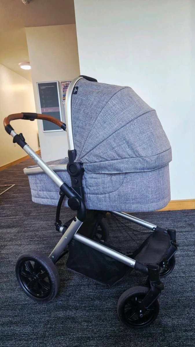 Babylo Panorama 3-in-1 Travel System Bundle - Image 2