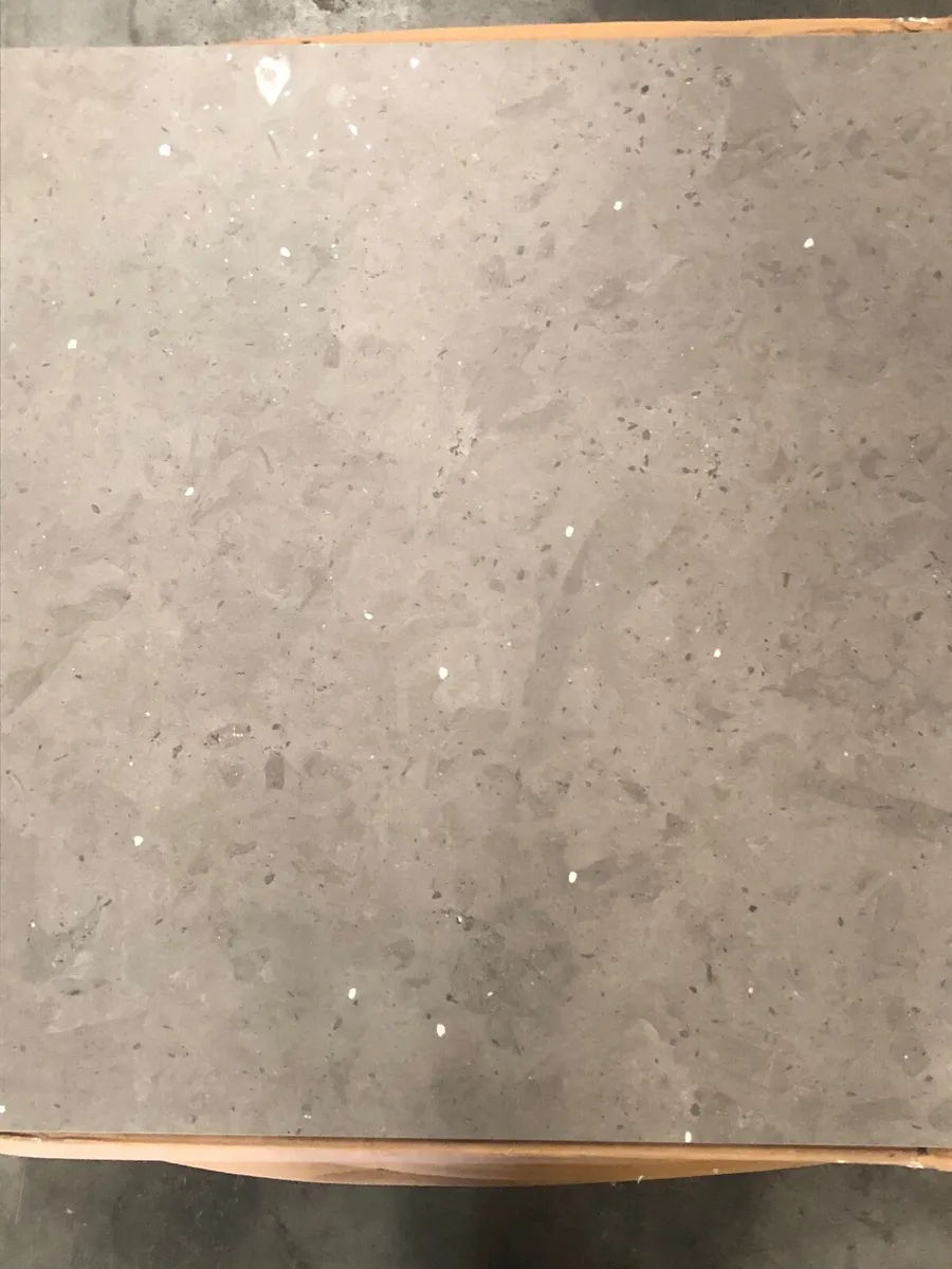 XL Porcelain tiles - Image 1