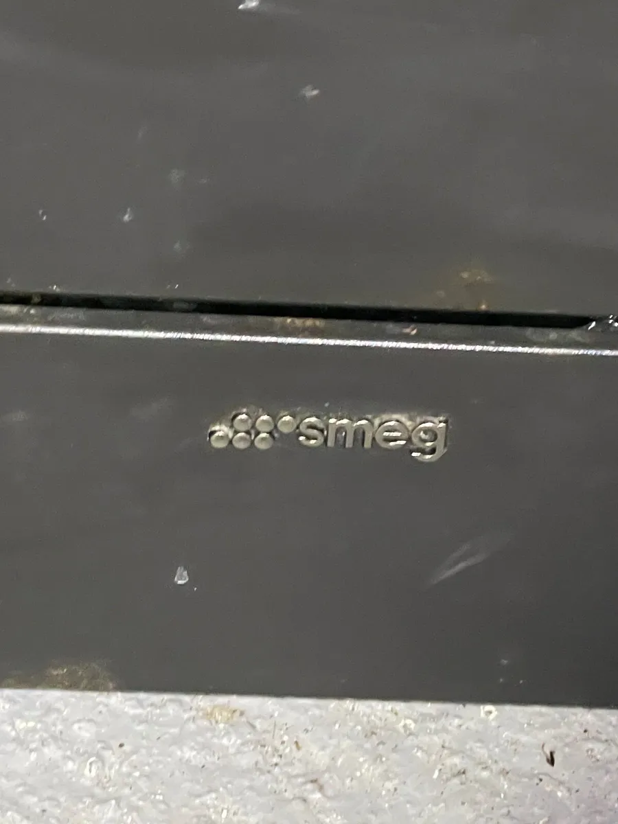 Smeg gas hob and electric oven - Image 1
