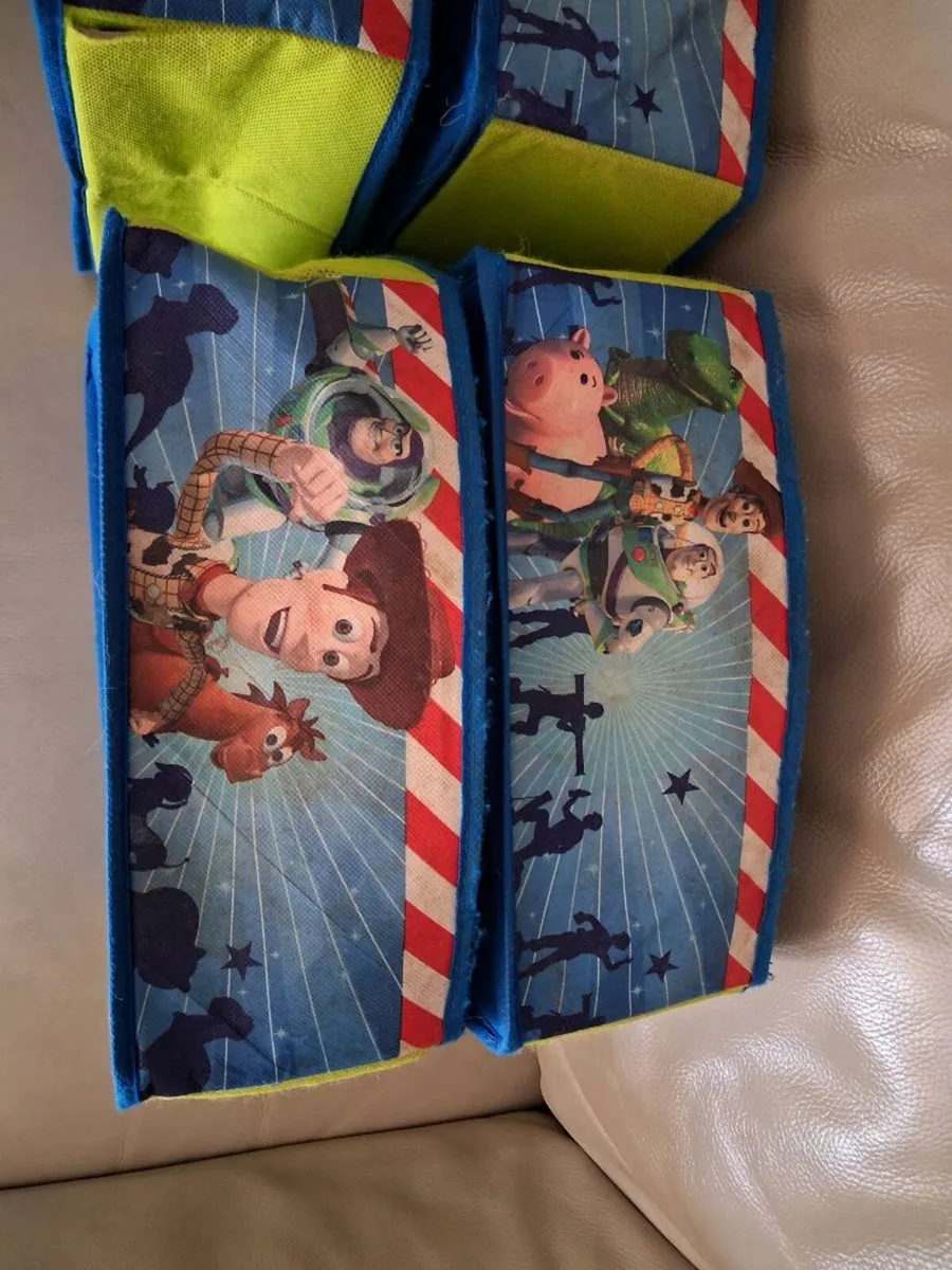 Toys and storage - Image 4