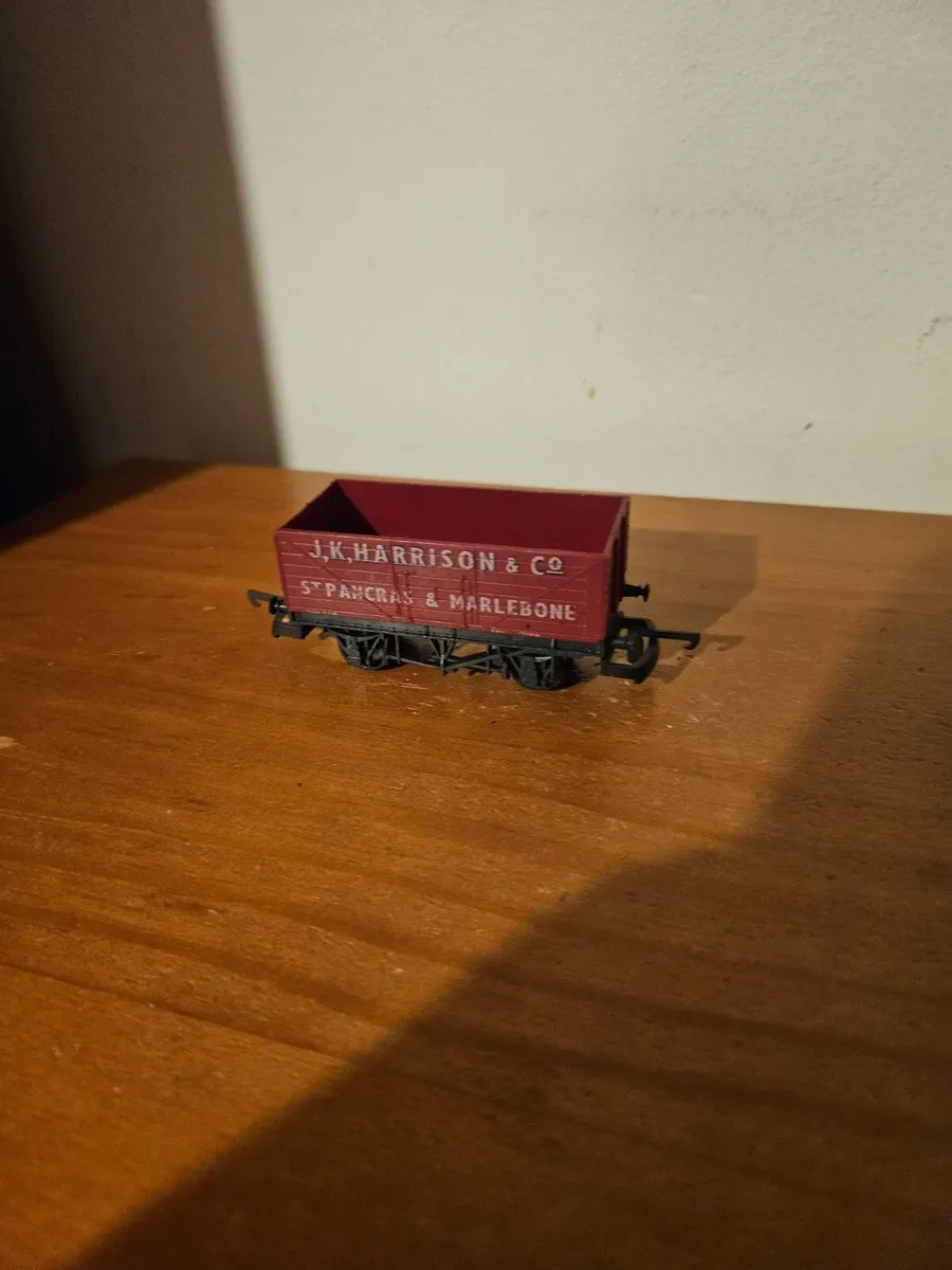 Hornby Lima Triang OO Gauge Wagon