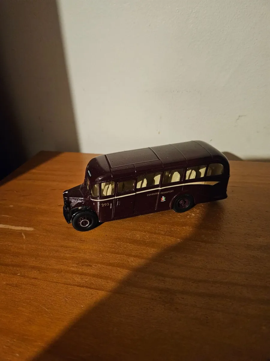 Corgi Bus - Image 1
