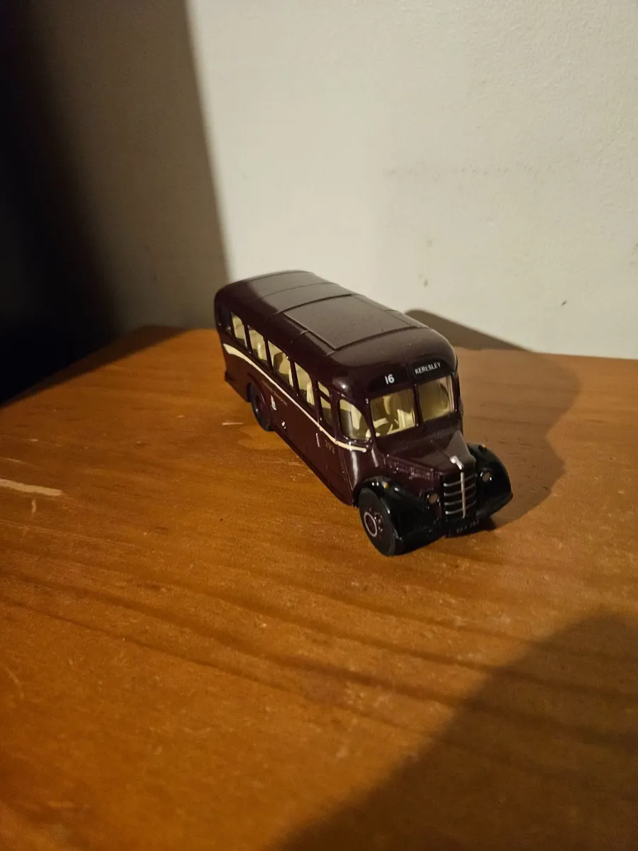 Corgi Bus - Image 2