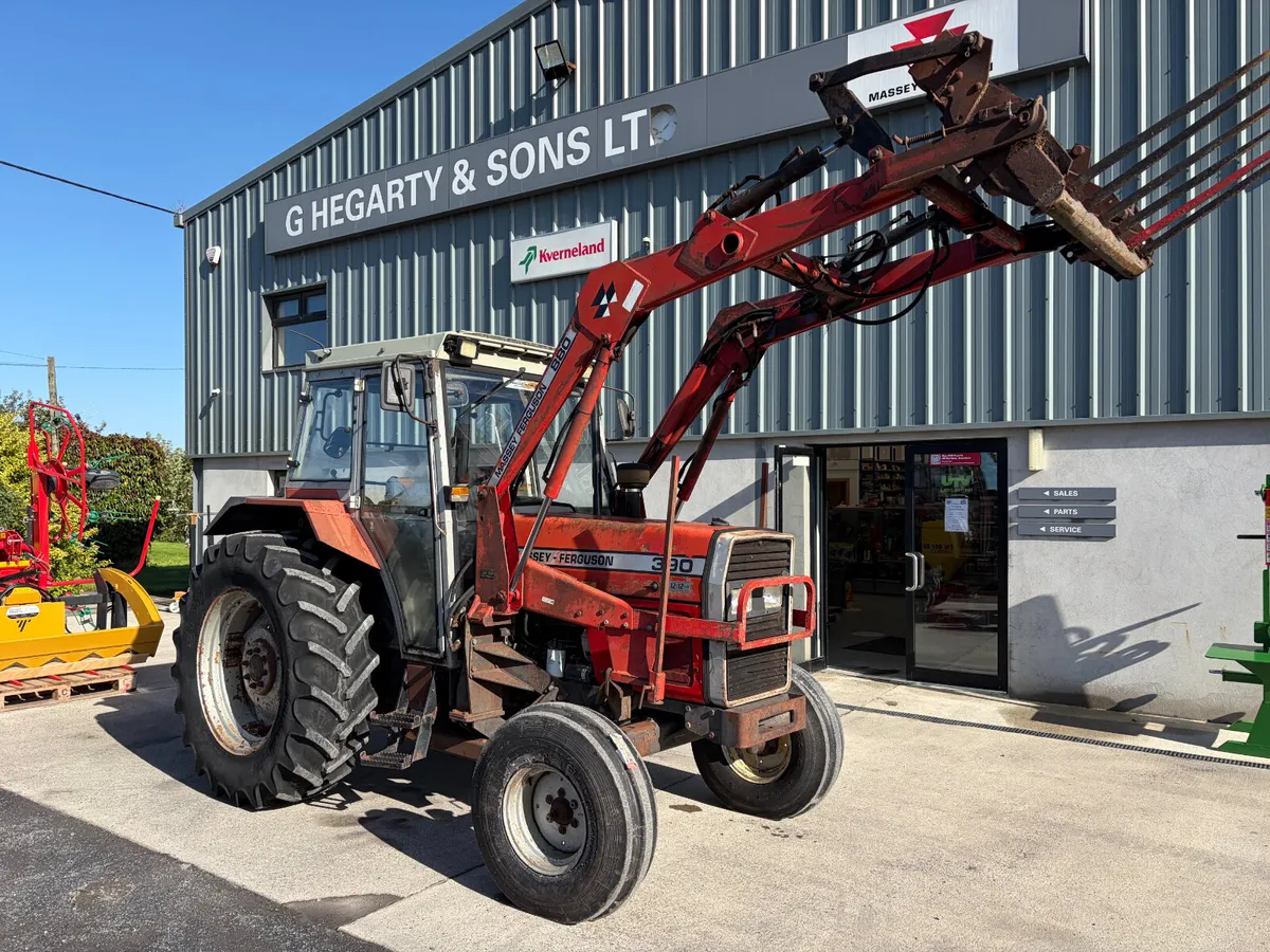 Massey Ferguson 390 Tractor - Image 1