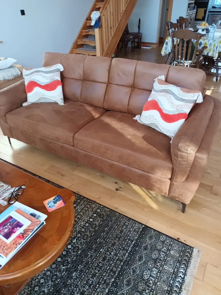 Couch - Image 1