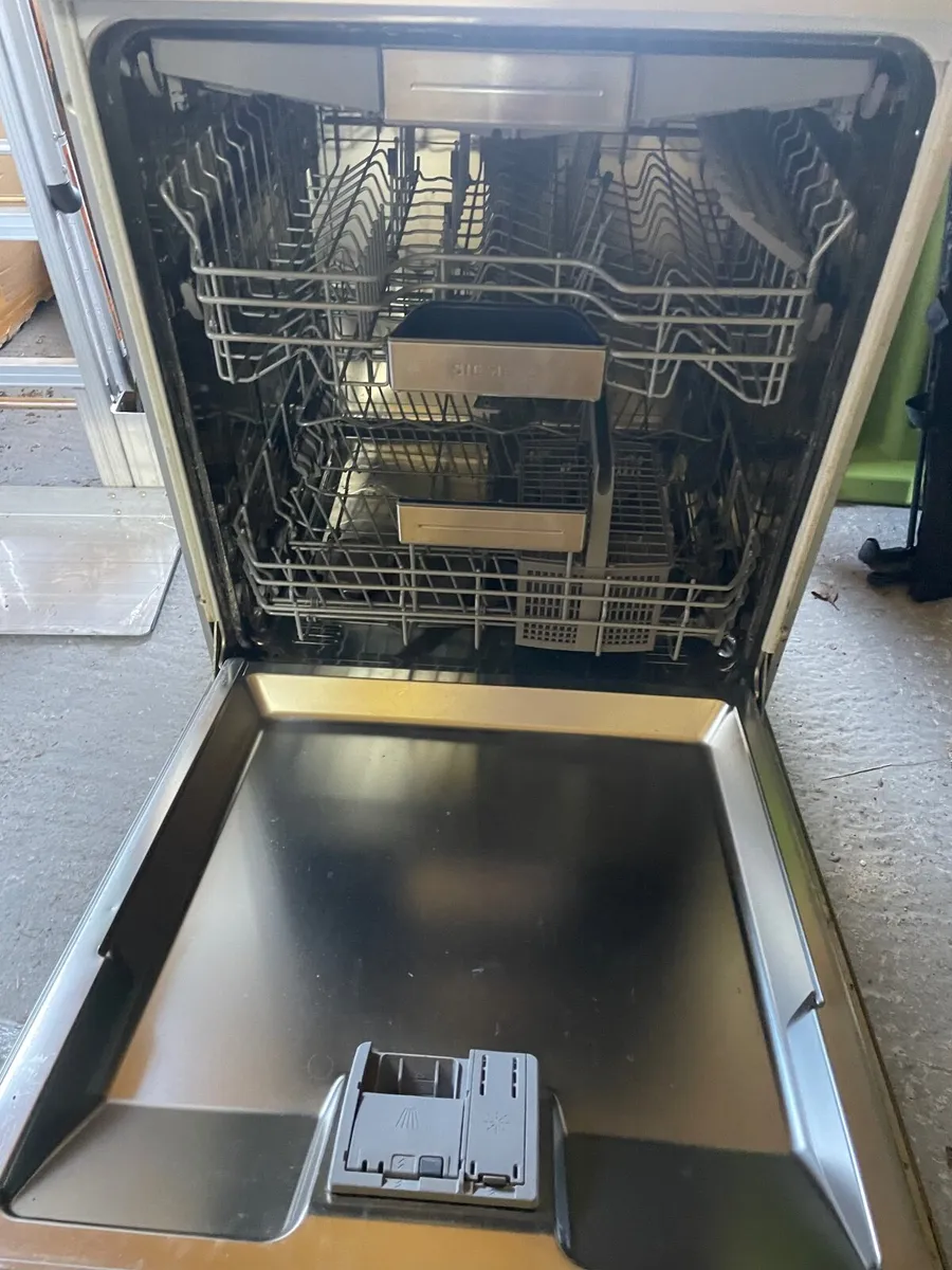 Siemens Dishwasher - Image 2