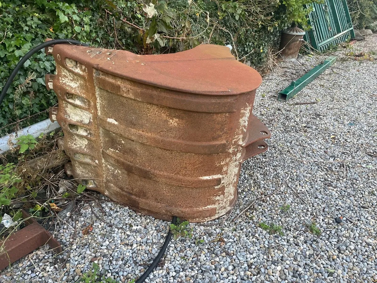 Poclain  Excavator - Image 2