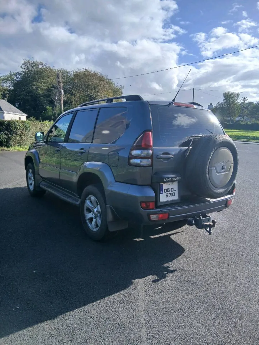 Toyota landcruiser - Image 3