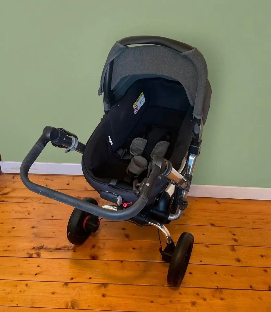 Jané Trider Matrix Light 2 Travel System - Image 2