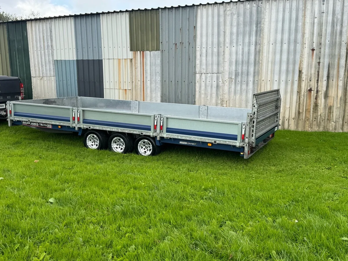 Brian James Connect Tilt Bed - Image 4