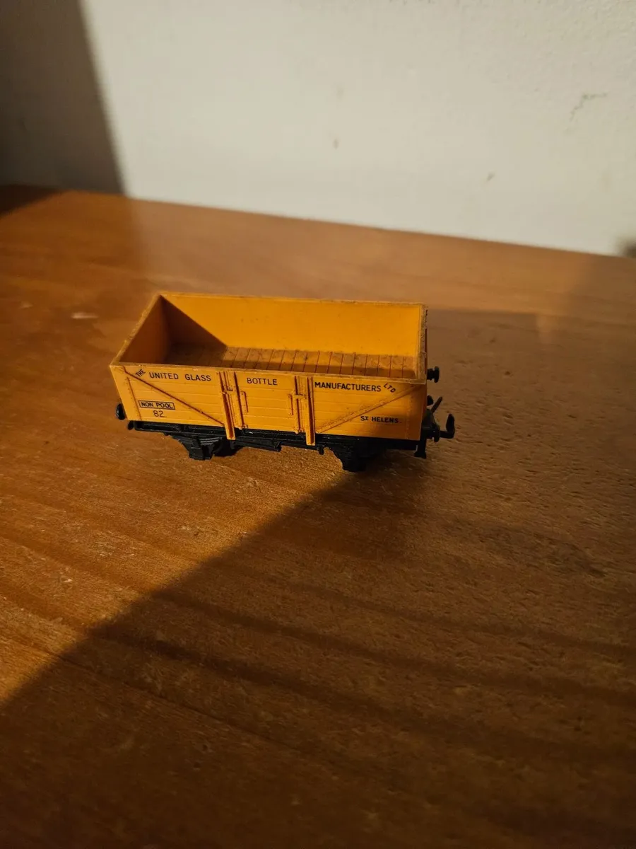 Hornby Dublo OO Gauge Wagon - Image 1