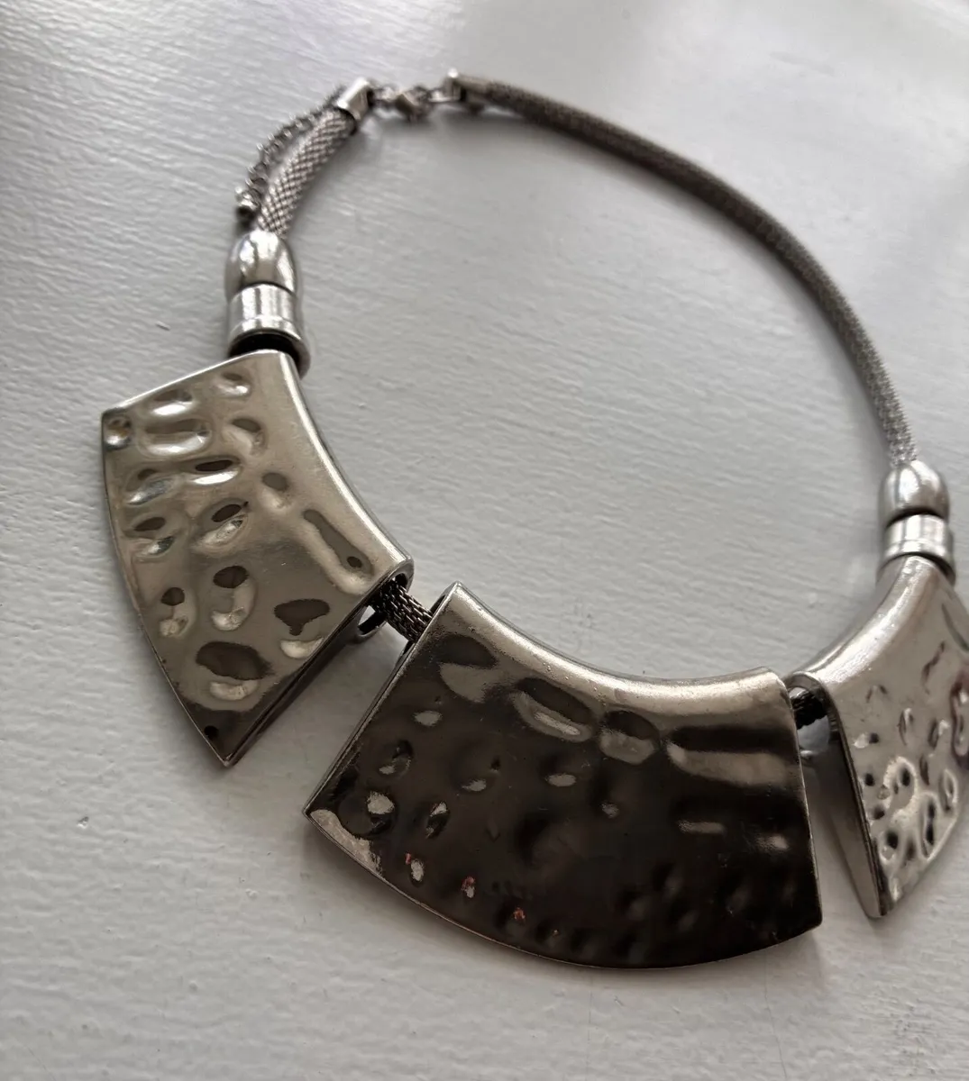Fabulous Metallic Panel Statement Piece - Jeweller - Image 1