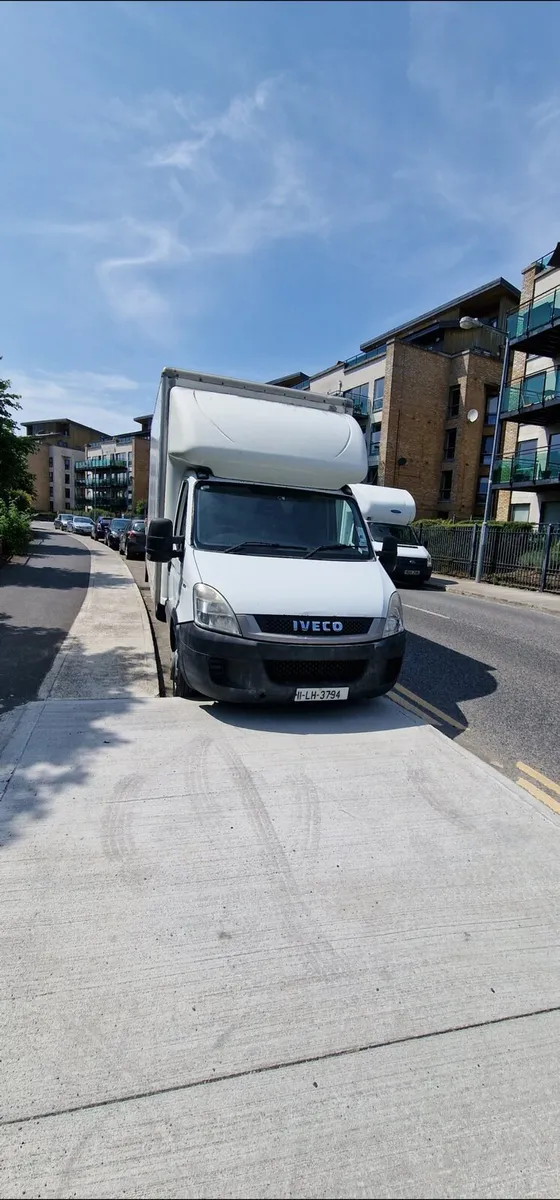 Iveco daily luton - Image 2