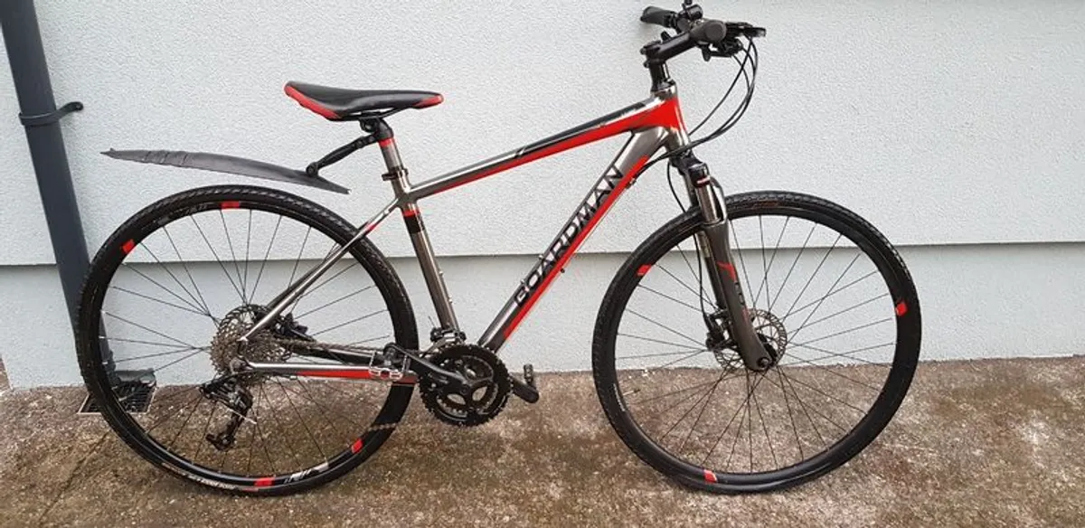 Boardman hybrid bike - excellent condition - Image 2