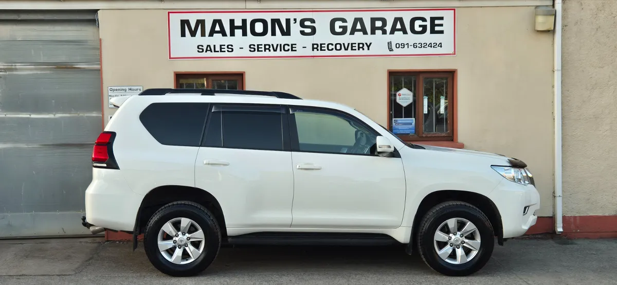 Toyota Land Cruiser 2018 Plus Vat - Image 2