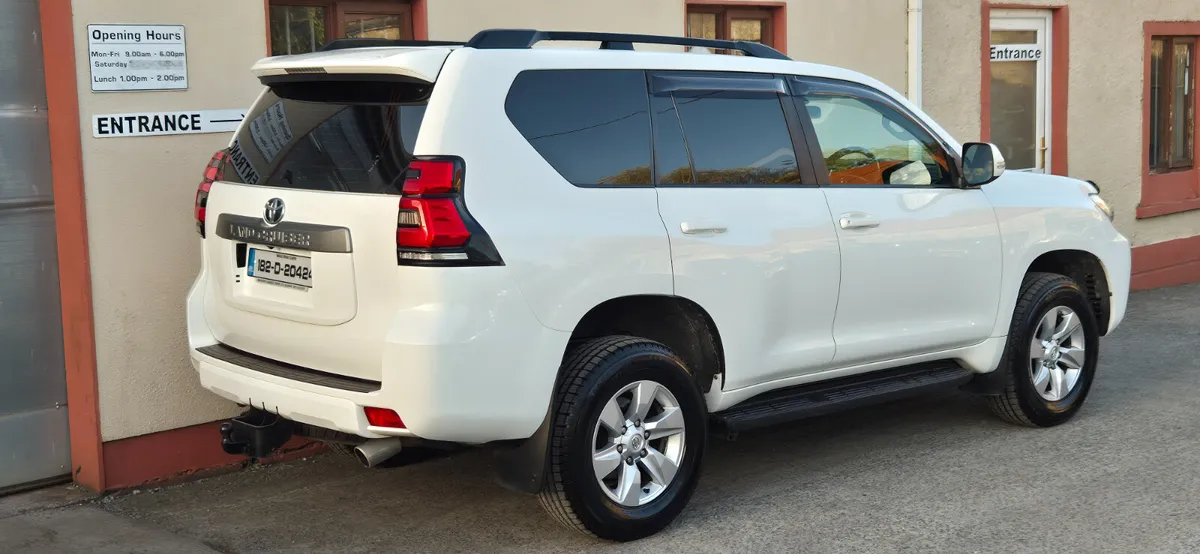 Toyota Land Cruiser 2018 Plus Vat - Image 4