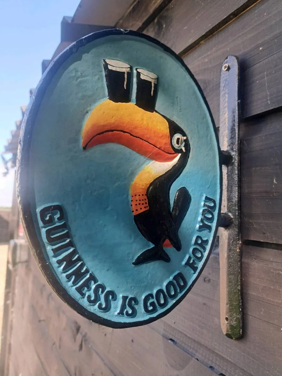 Guinness  bracket cast iron sign - Image 2