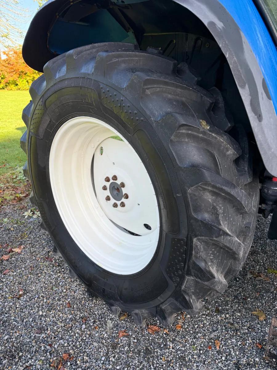 2001 New Holland TM125 RC €27950 Plus Vat - Image 4