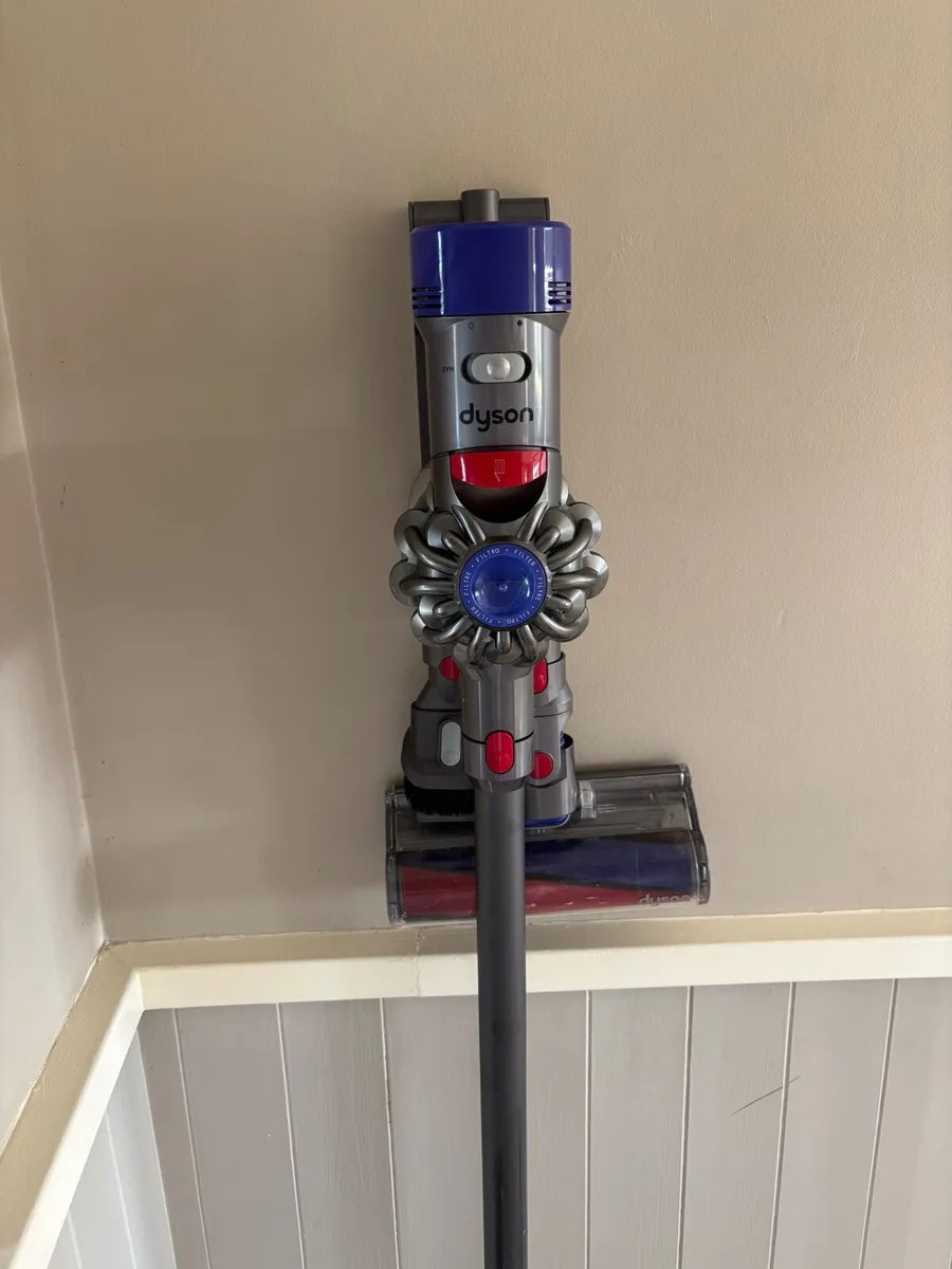 Dyson hoover - Image 2