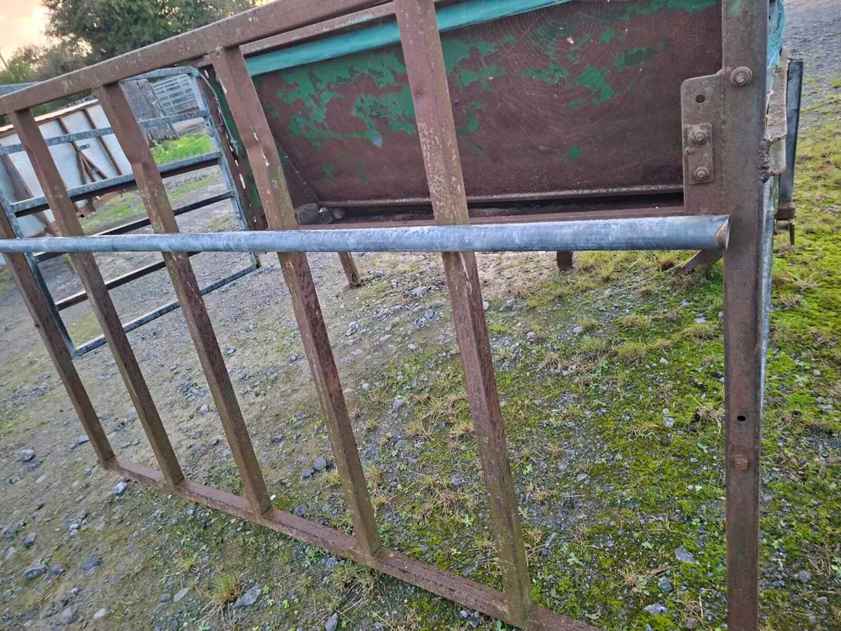 Creep feeder - Image 1