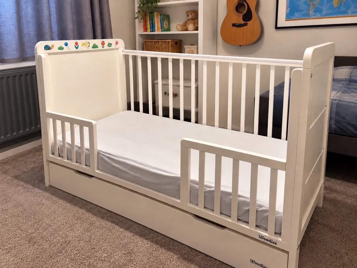 Cot - Image 1