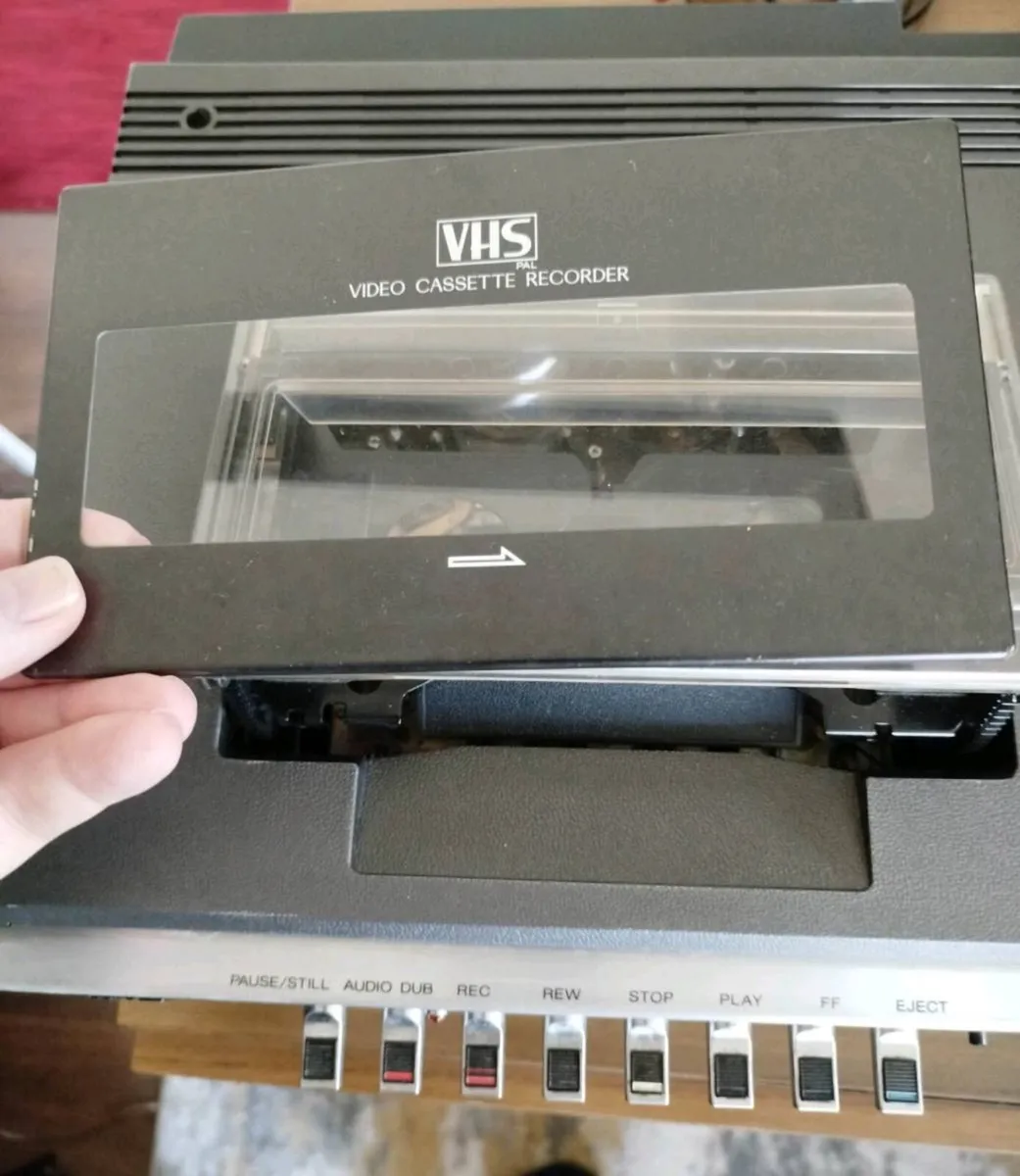Vintage 1970s JVC HR-3330 VHS Video Cassette Retro - Image 4