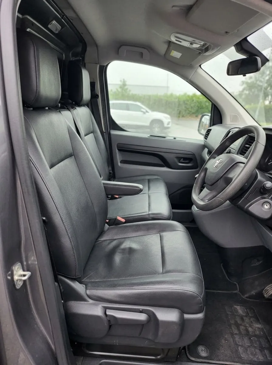 Toyota proace 2.0 TDI - Image 2