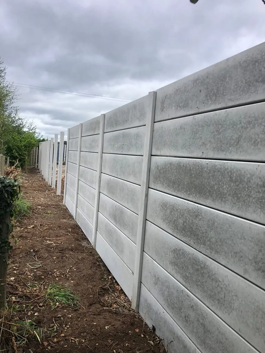 Fencing, concrete fence - Image 3