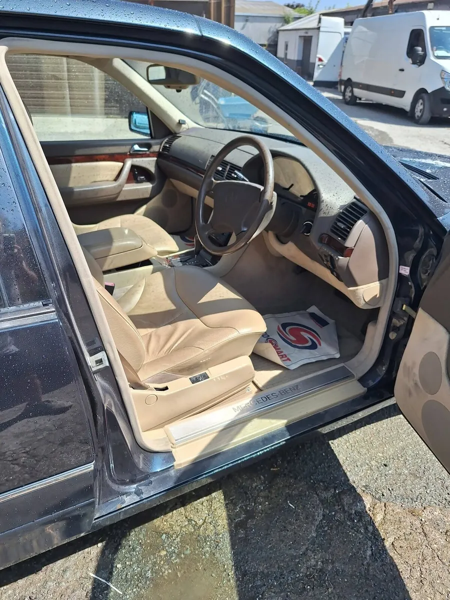 Mercedes S320 - Image 4