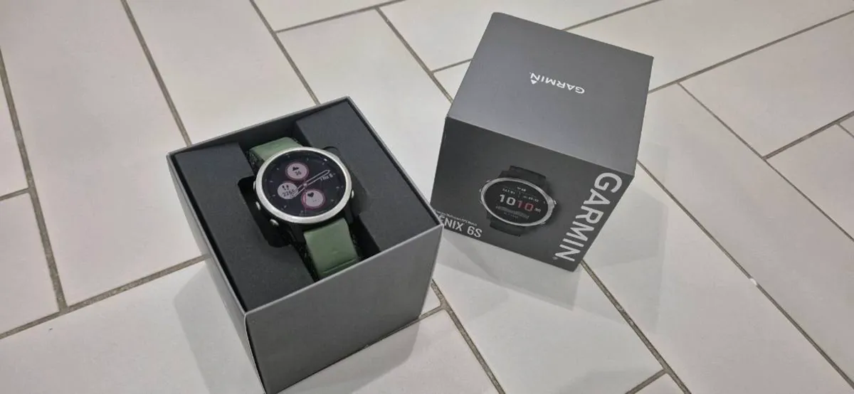 Garmin Fenix 6s - Image 1