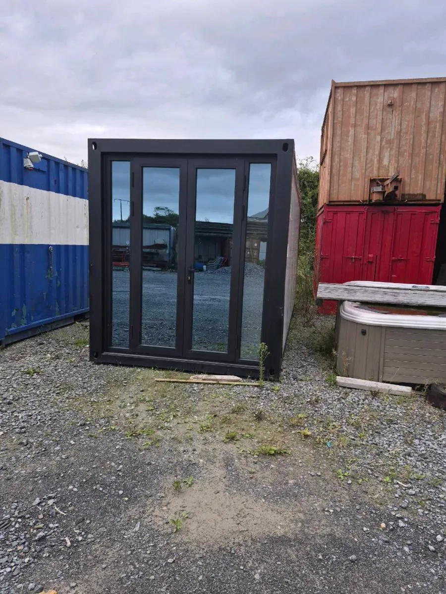 Two bed container - Image 3