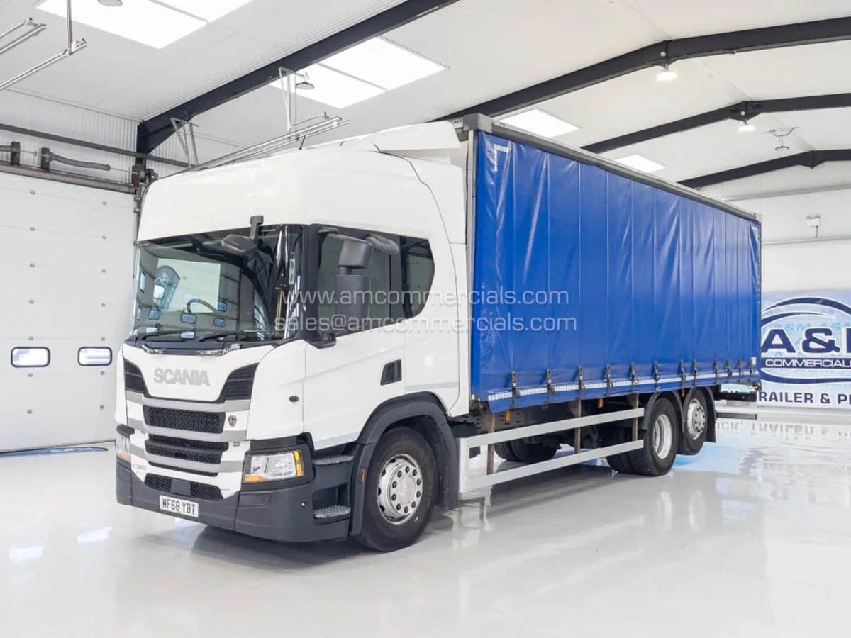 2018 SCANIA P320 CURTAINSIDER - Image 4