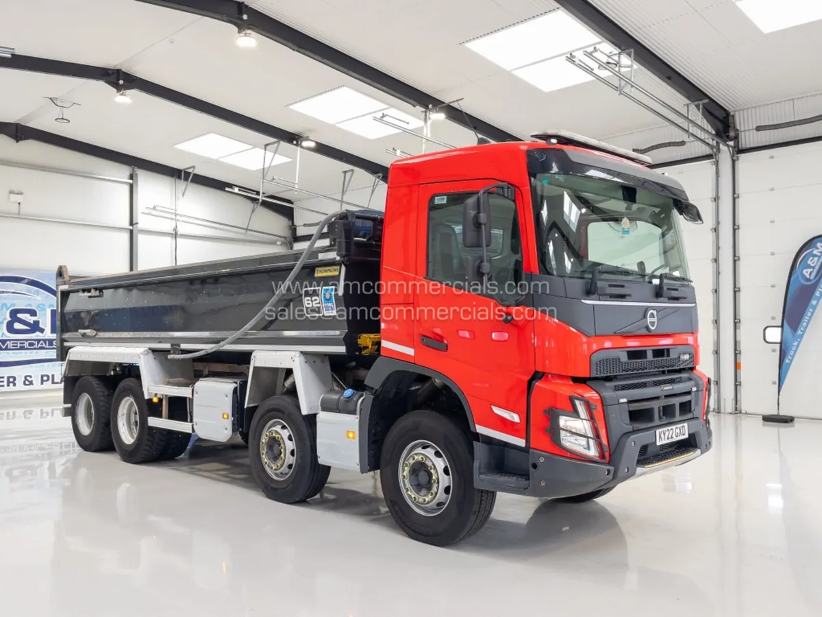 2022 VOLVO FMX 420 TIPPER - Image 1