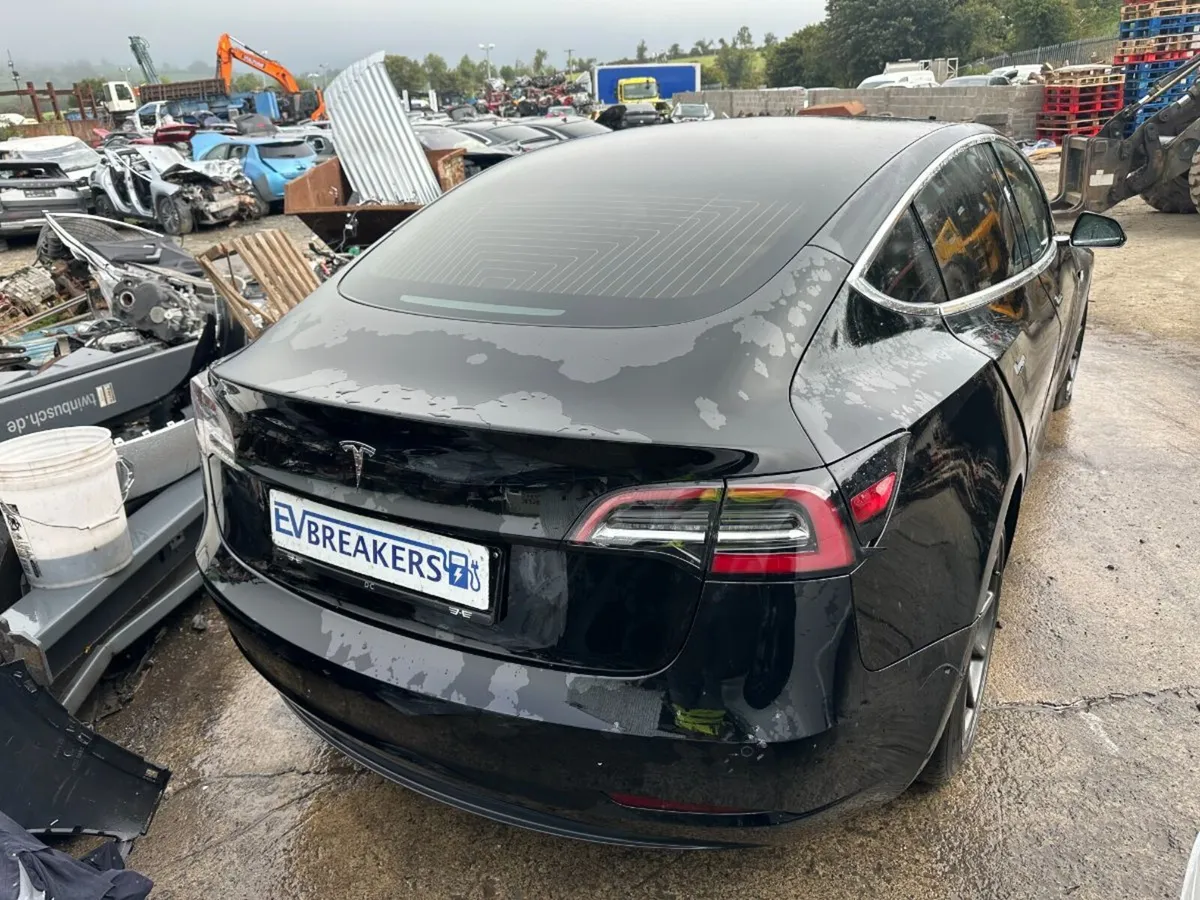 2020 TESLA MODEL 3 EV FOR BREAKING - Image 3