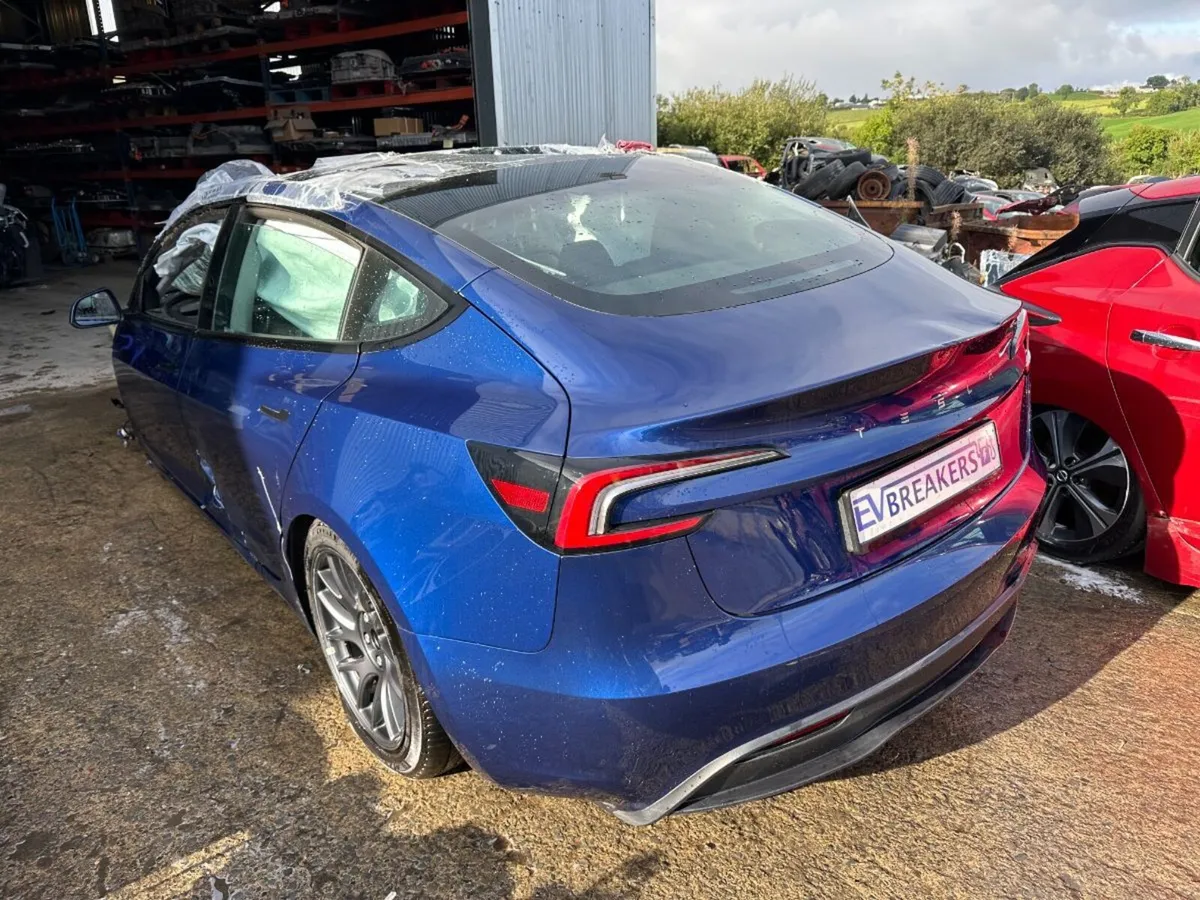2025 TESLA MODEL 3 HIGHLAND EV FOR BREAKING - Image 3