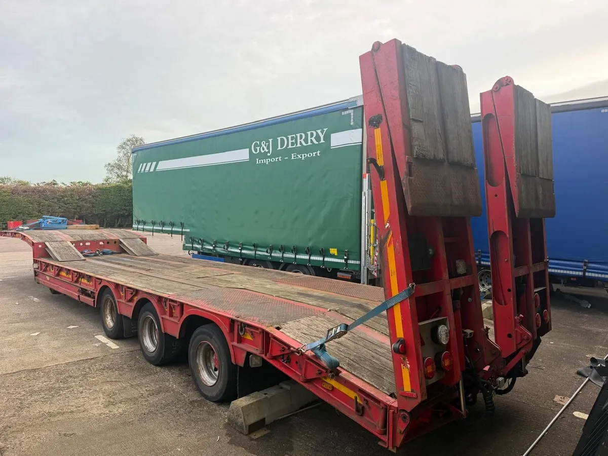 King Low Loader 2012 - Image 3