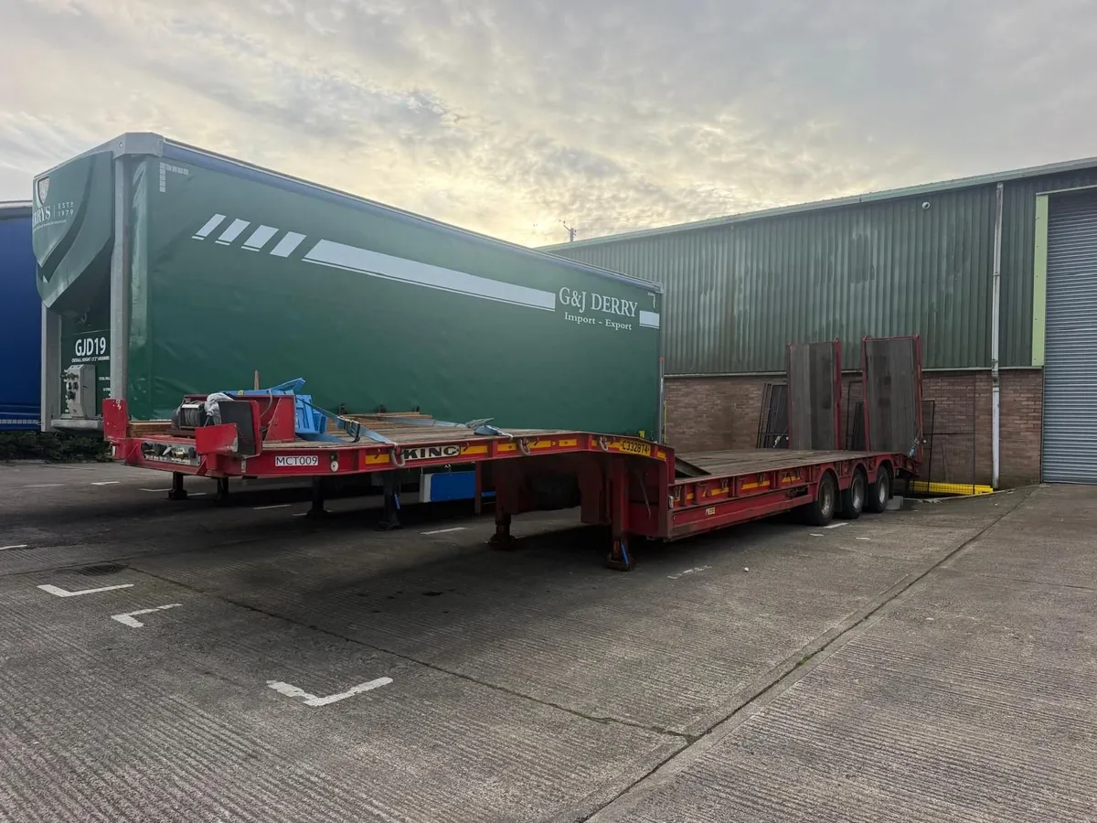 King Low Loader 2012 - Image 1