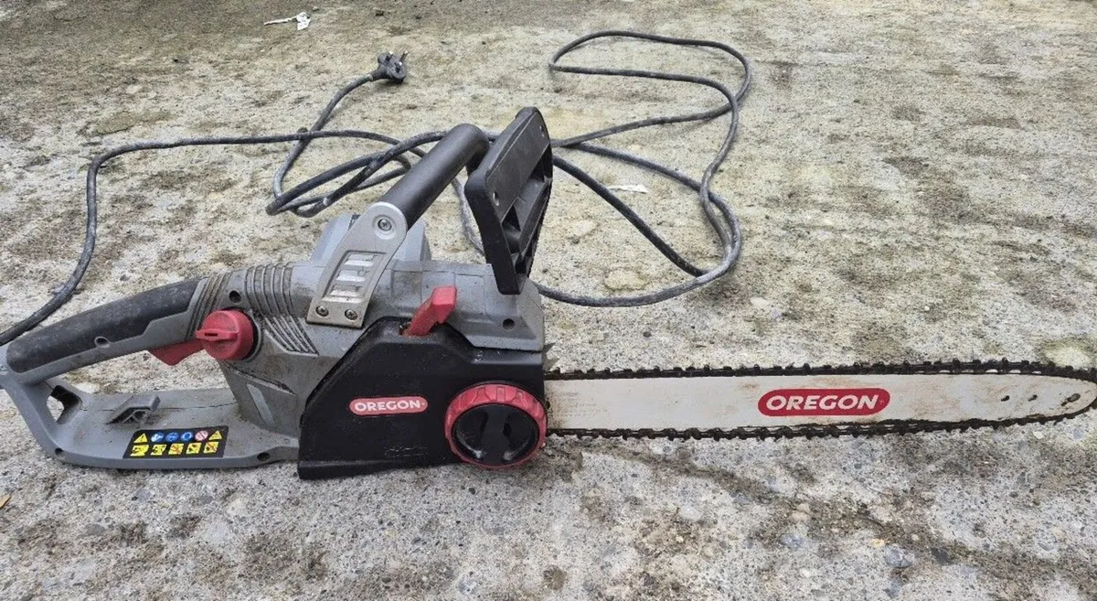 Electric chainsaw - Image 2