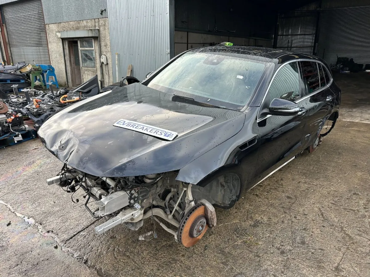 2021 MERCEDES EQC EV FOR BREAKING - Image 4