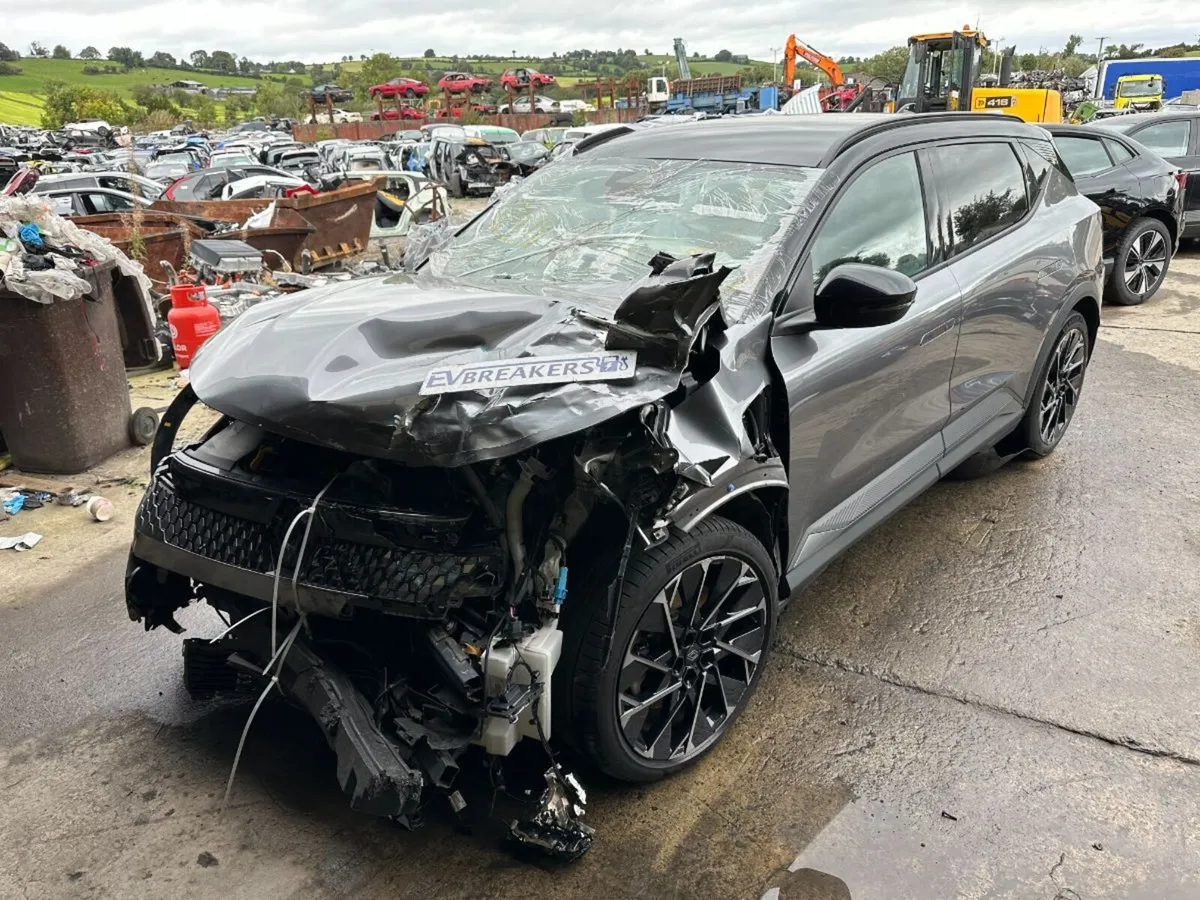 2024 RENAULT SCENIC EV FOR BREAKING - Image 3