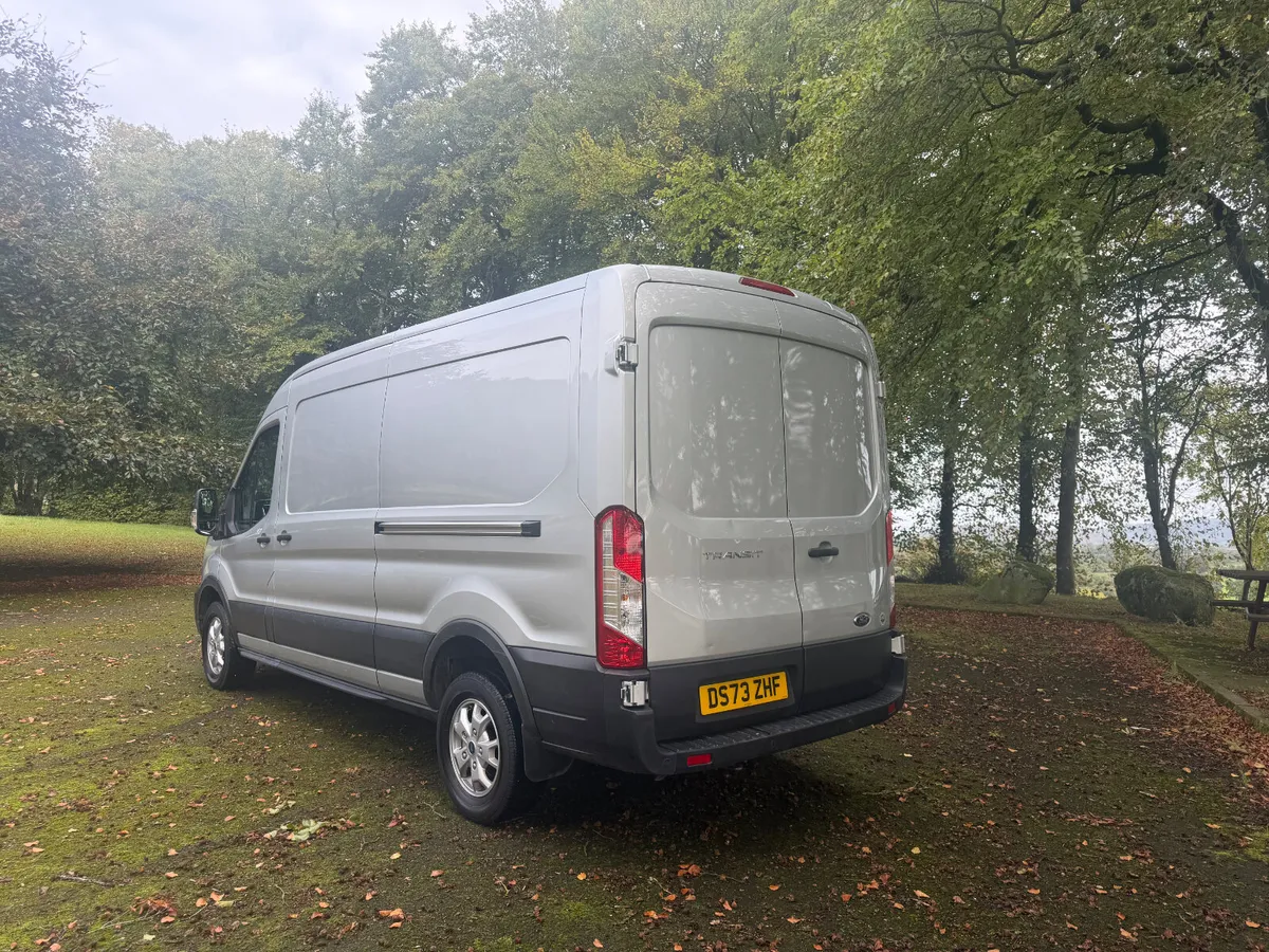 Ford Transit 2023 - Image 4
