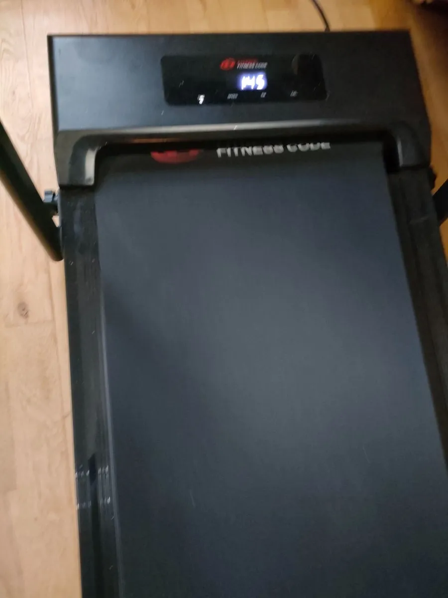 Folding Treadmill Q2 Pro - Image 3