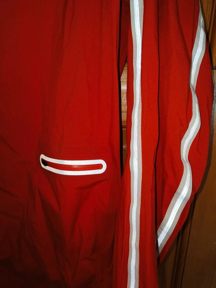 Rapha Stowaway Rain Jkt XL - Image 3