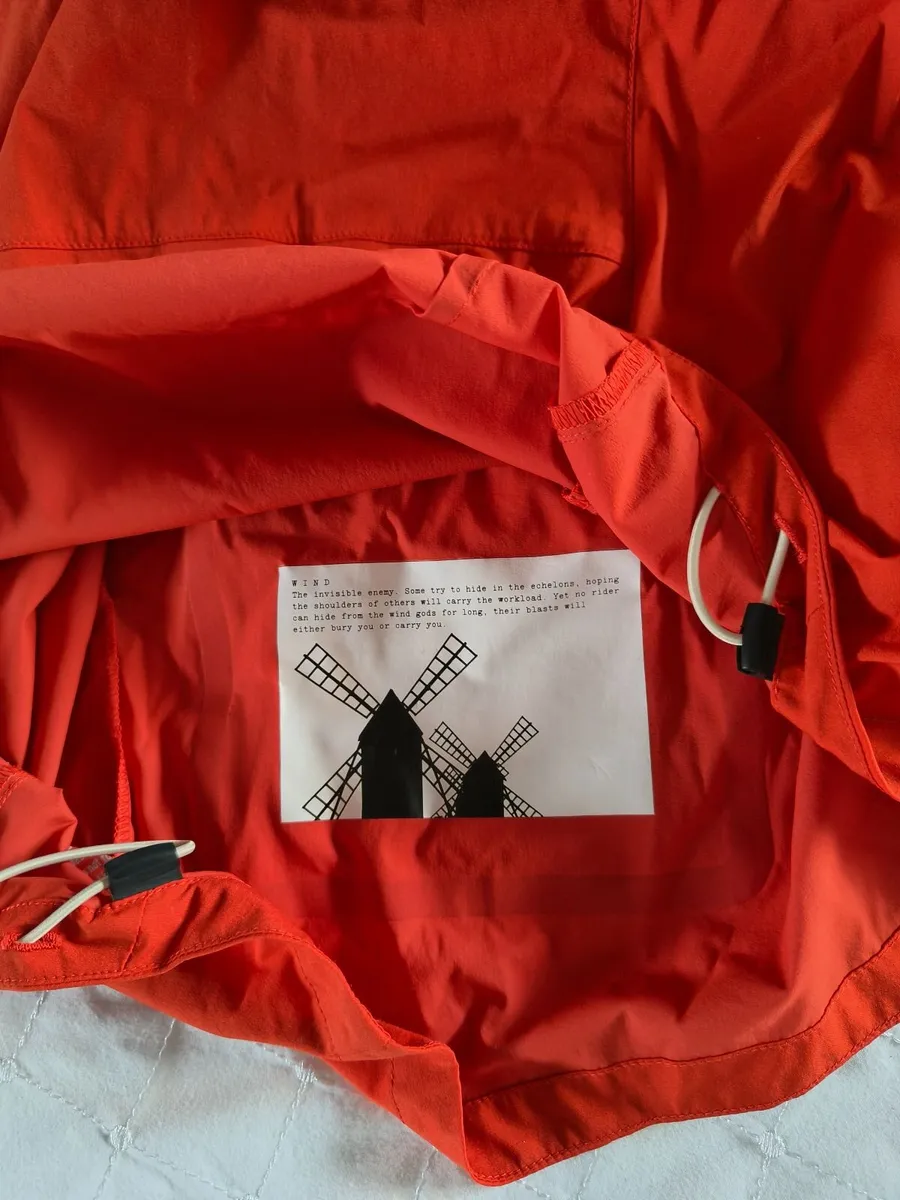 Rapha Stowaway Rain Jkt XL - Image 4
