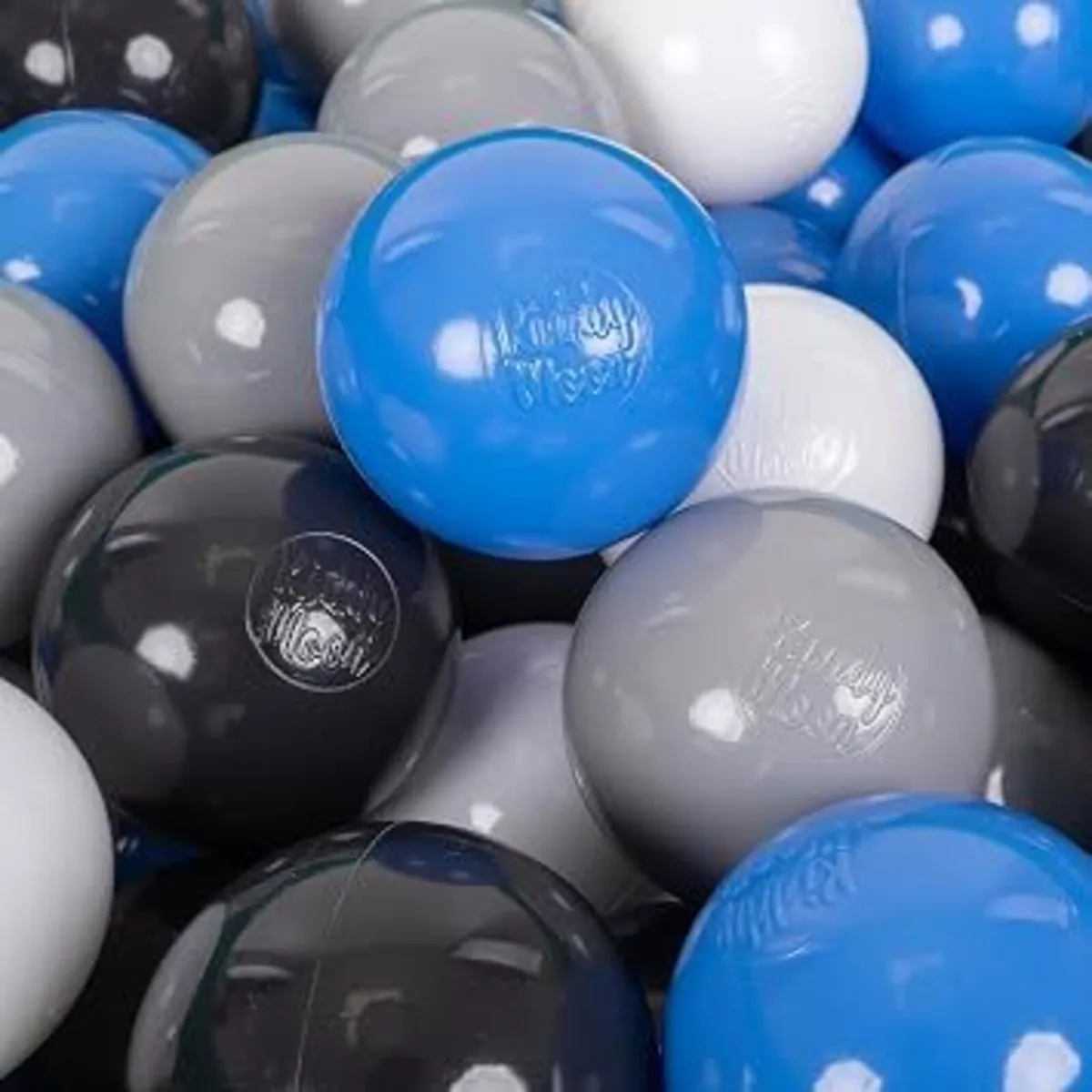 700 Piece Ball Pit Balls 7cm Plastic Kids Play - Image 3
