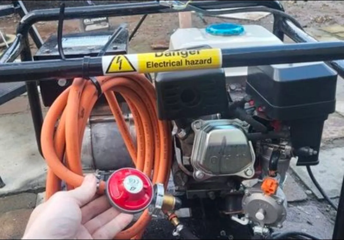 honda stephill 220v dual fuel generator - Image 3