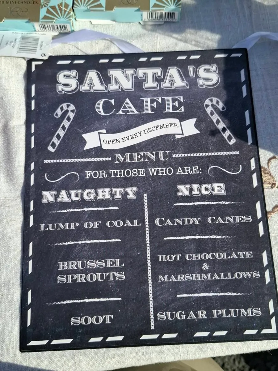 Christmas Decorations - Image 1