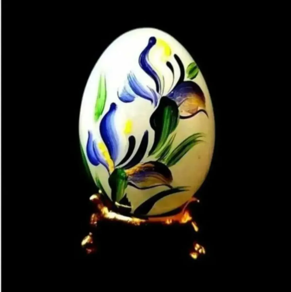 Vintage Authentic Italian White Stone Egg - Image 1
