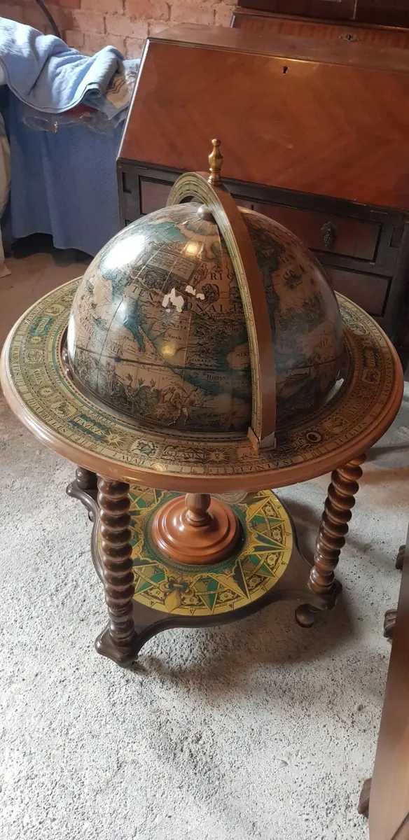Globe drinks cabinet - Image 4